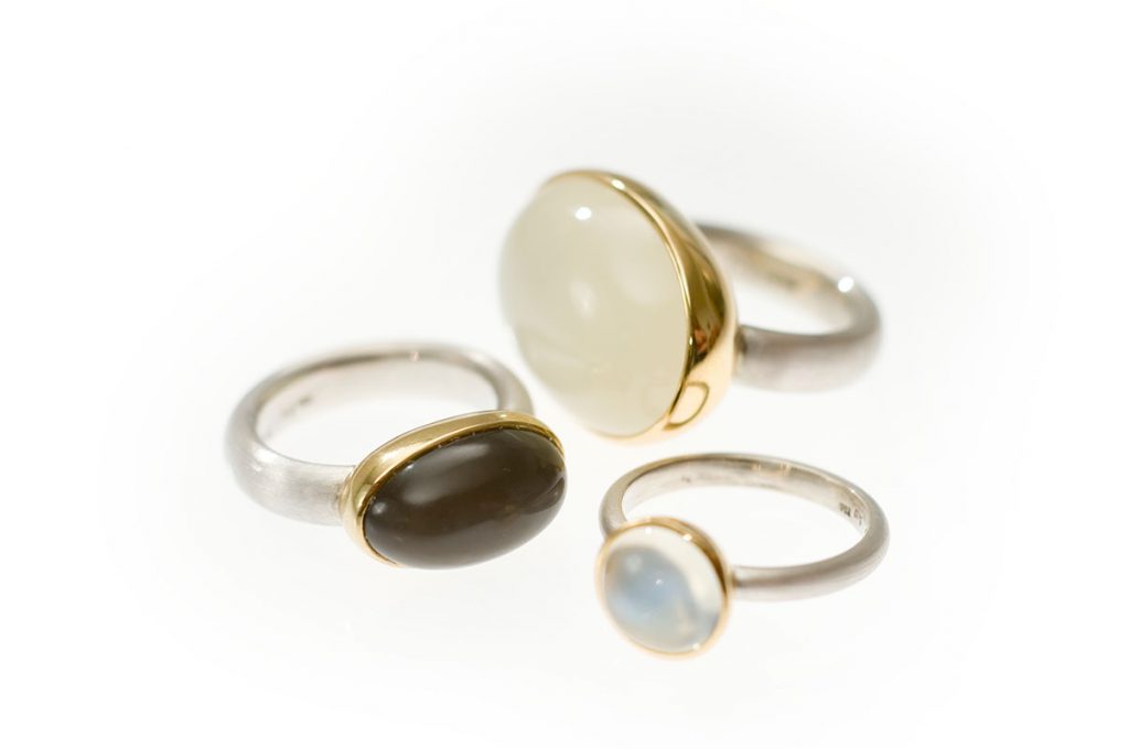 Ringe, 925/000 Silber, 750/000 Gold, grauer Mondstein, weißer Mondstein, Ceylon-Mondstein
